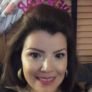 Meet your Posher, Claudia